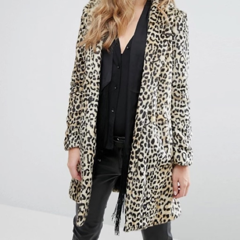 Mango faux fur leopard print coat size medium
